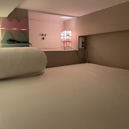 Cozy & Modern Flat Apartment - Madrid Center - Rastro - La Latina Bagian luar foto